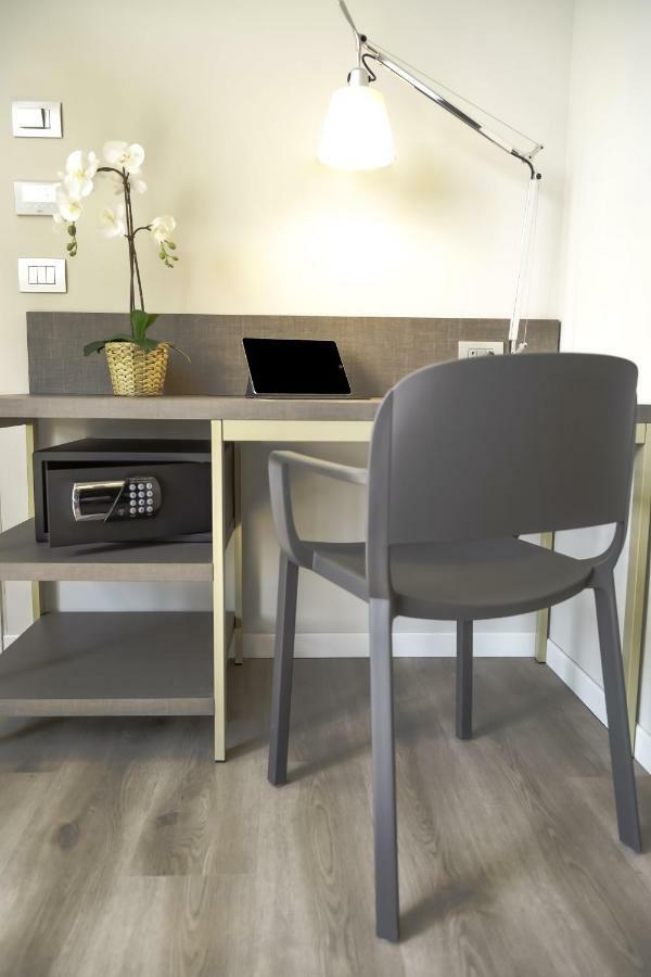 Sleep Tide Suites Milánó Kültér fotó
