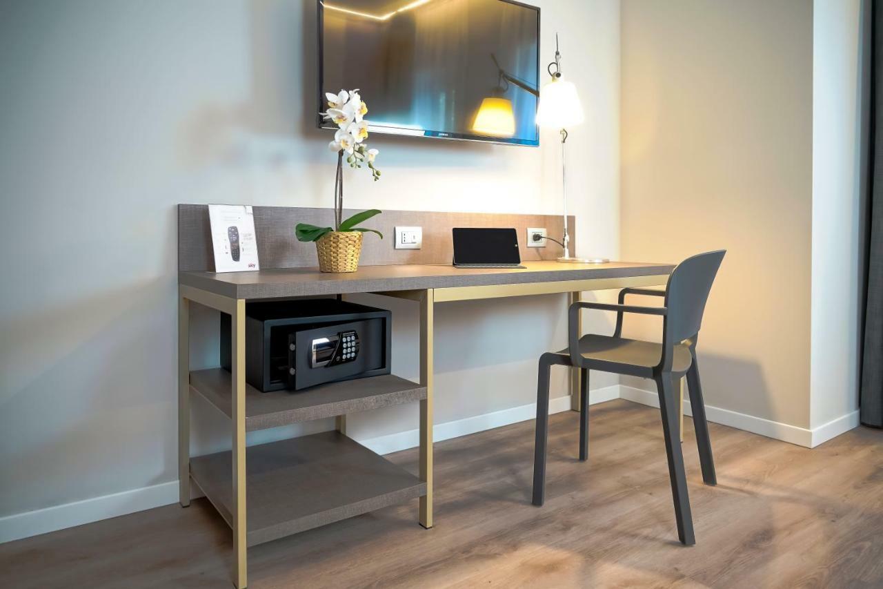 Sleep Tide Suites Milánó Kültér fotó