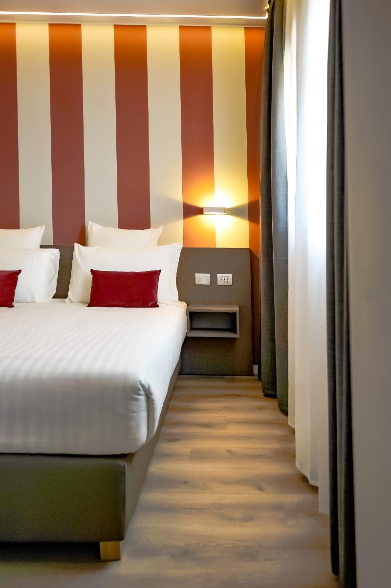 Sleep Tide Suites Milánó Kültér fotó